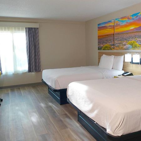 Days Inn By Wyndham Norman Luaran gambar